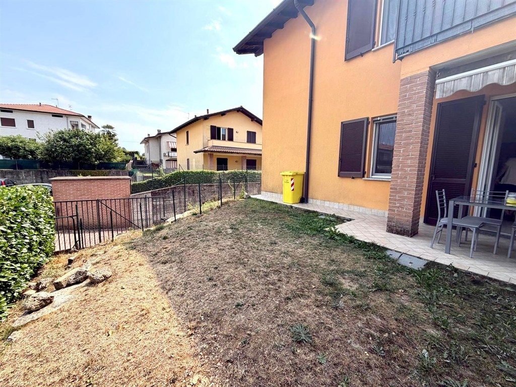 mrn815 - ampio trilocale non arredato giardino - taverna -  doppio box