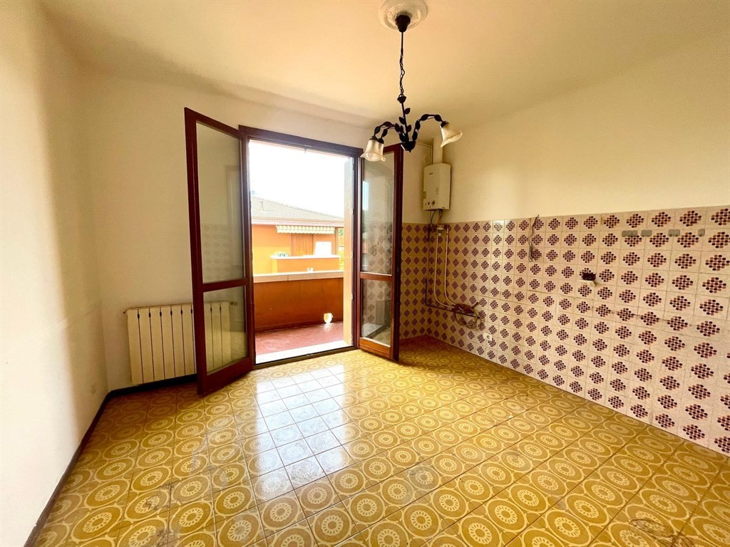 panoramico trilocale balconato + box e cantina.. ibero subito