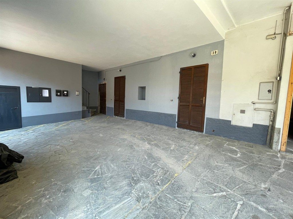 cs - nuovo molocale indipendente - arredato con posto coperto per moto - lavanderia