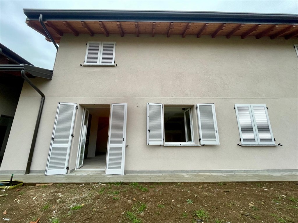 dvr1180 - nuovissima panoramica villetta di 3 locali - doppi servizi - doppio box - 2 posti auto scoperti